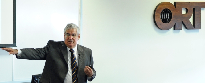 Dr. David DeRosa en la Universidad ORT Uruguay