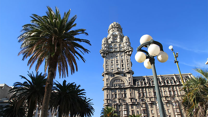Hoteles en Montevideo, Uruguay