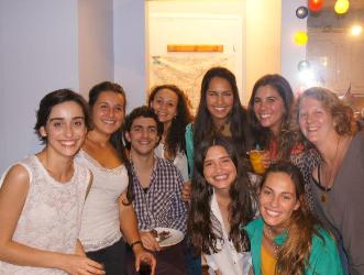 Estudiantes de la Universidad ORT Uruguay en la Universidad Sciences Po de París