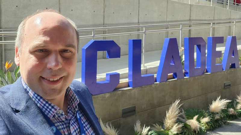 *Dr. Nicolás Gambetta en CLADEA*