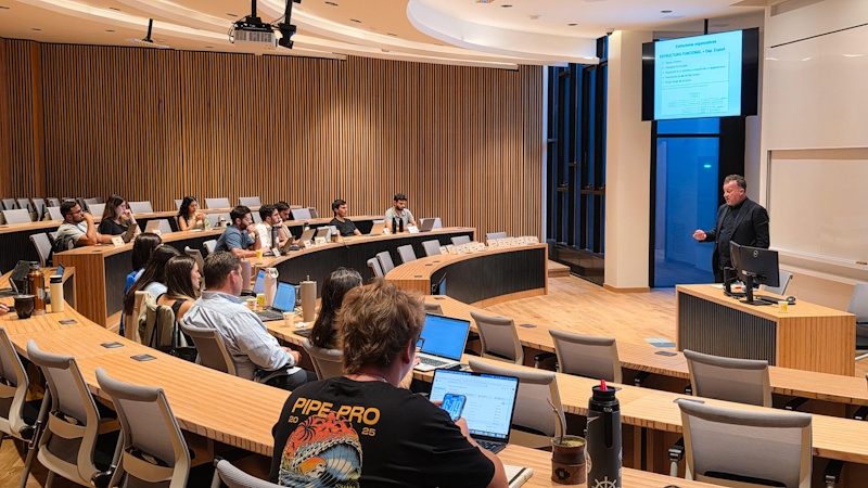 *Clase con el Dr. Jos&eacute; Pl&aacute;-Barber*