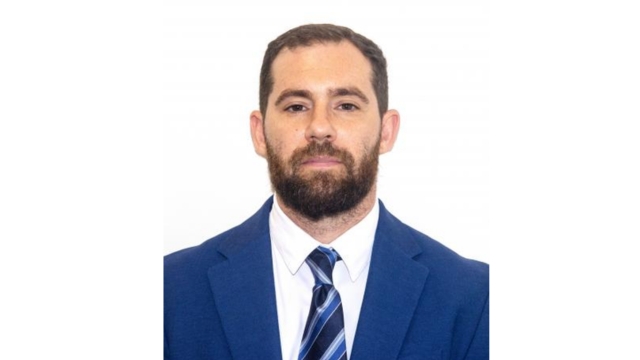 Daniel
                                            González