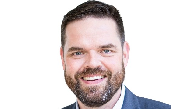 Ingo 
                                            Holzinger