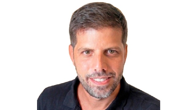 Sebastián
                                            Márquez