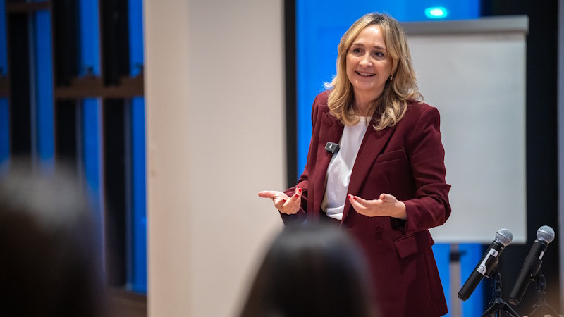 Laura Raffo en los EMBA Pitches Day