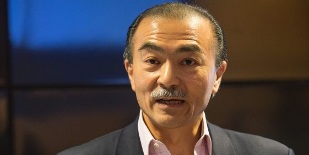 Profesor Michael Chu