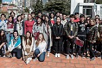 Bienvenida de los estudiantes chinos Acostumbrándose a vivir en español