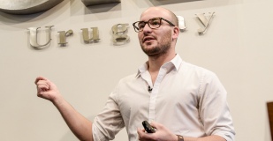  “Inteligencia Artificial y su aplicación a los negocios”