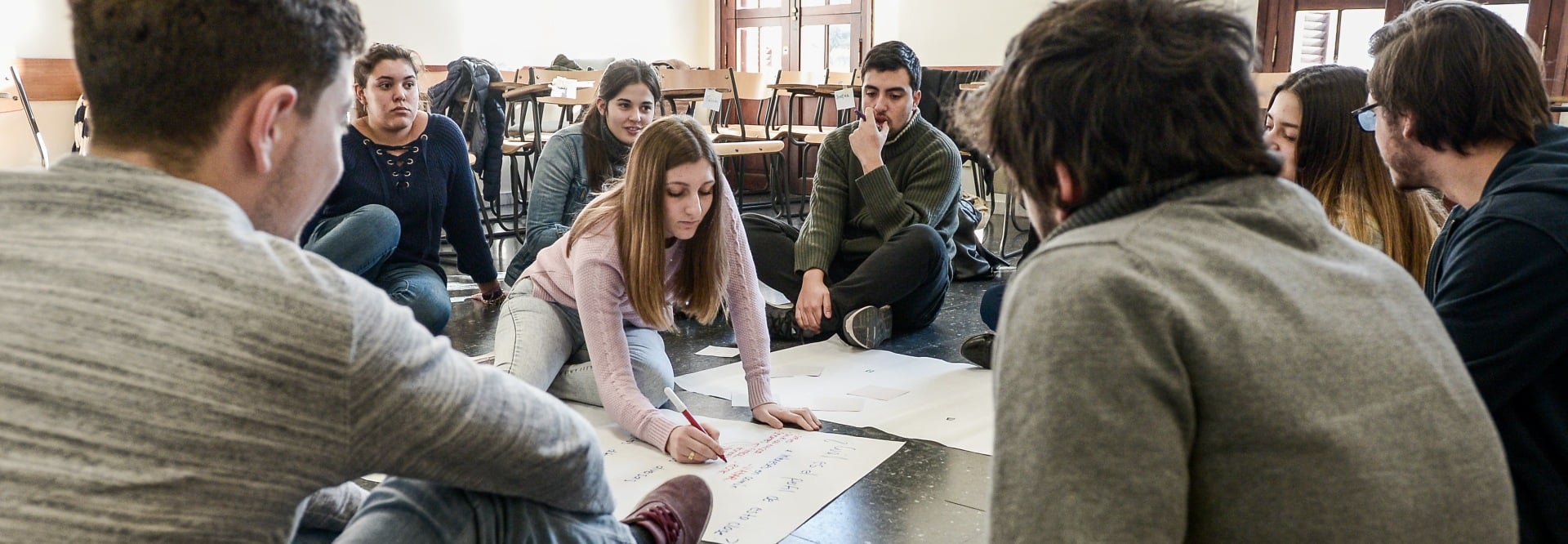 Capacidad de hacer de los estudiantes y graduados de la Facultad de Administración y Ciencias Sociales