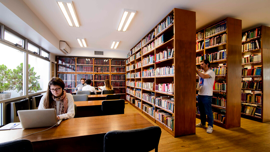 Biblioteca Pocitos de la Universidad ORT Uruguay